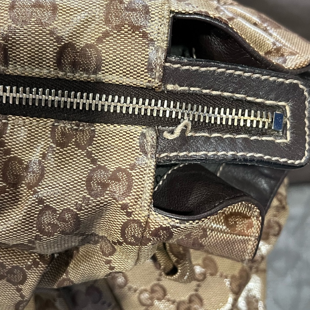 Gucci Hysteria Beige and BrownCrystal Large GG Water-resistant Shoulder Bag - Picture 10 of 16